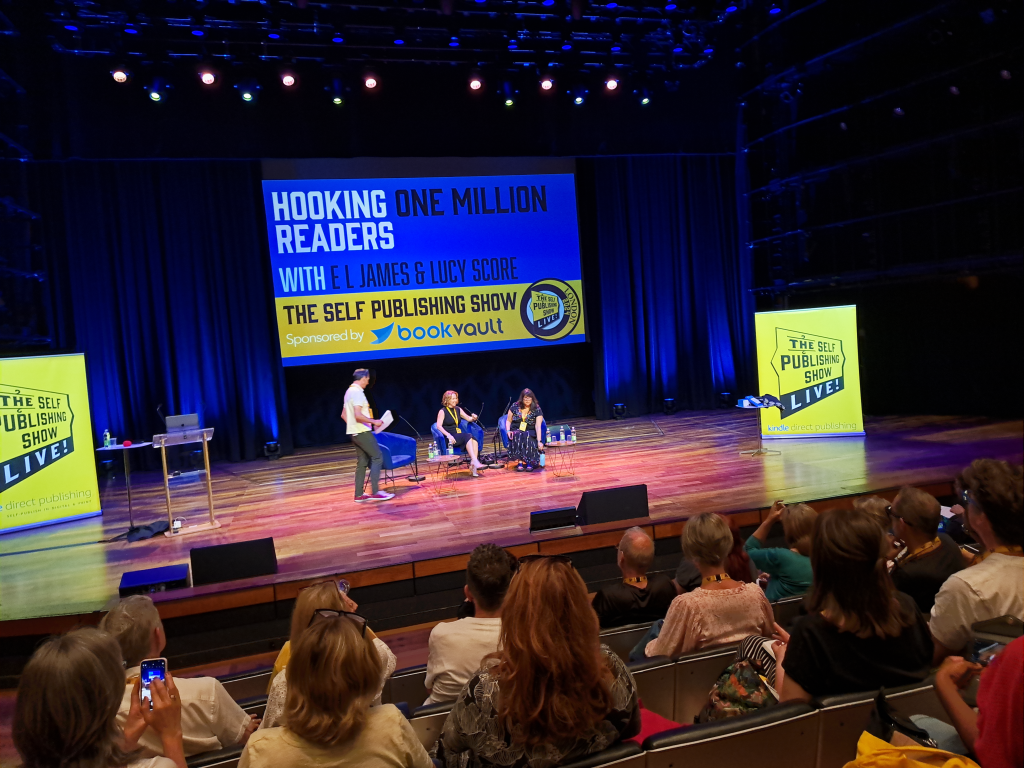 SELF PUBLISHING SHOW E.L. JAMES/LUCY&nbsp;SCORE